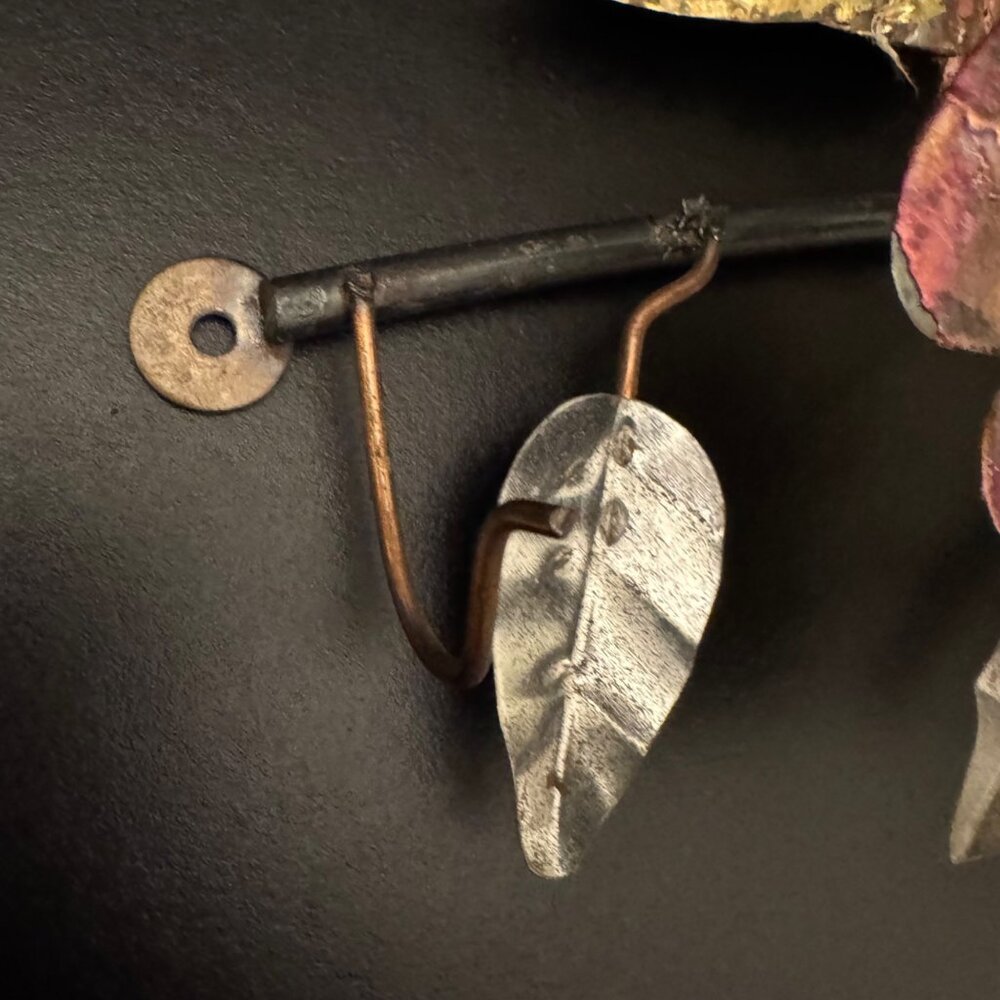 Metal Owl Wall Art With Flowers & Hooks Rustic Handcrafted Design Multi-Color - Picture 7 of 16